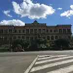 Central Station Apartments Holidays