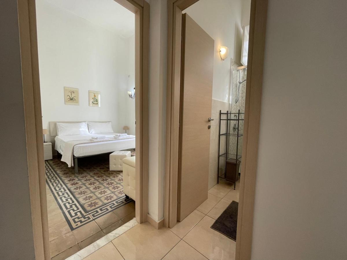 Station Holidays Apartment Palermo